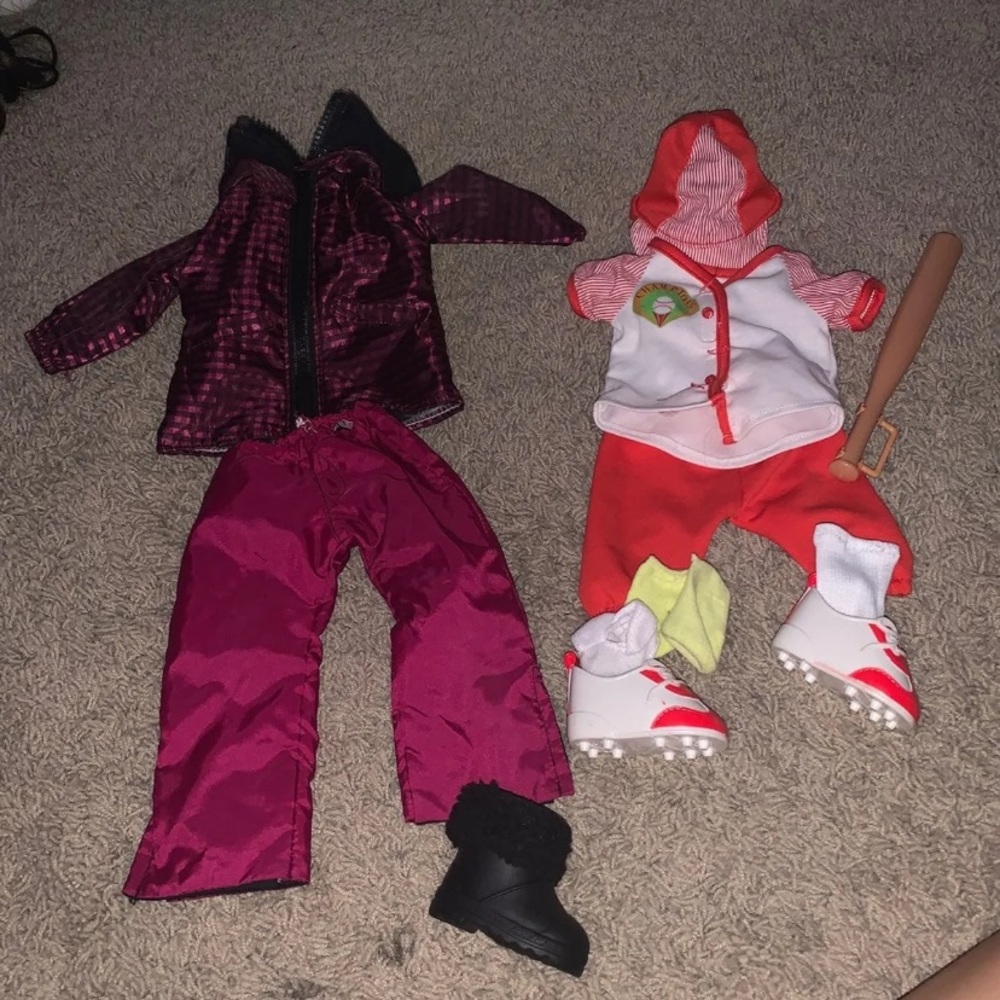 american girl bundle with ski and helmet(scroll)
